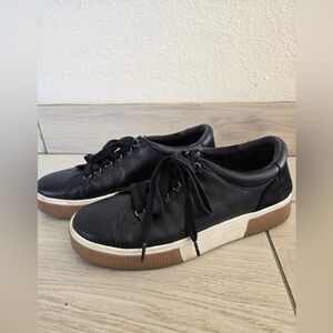 Caslan Andes Black Leather Sneakers | Women’s Size 7.5 M